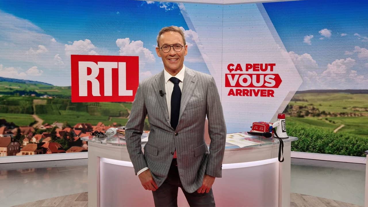 Ça peut vous arriver chez vous backdrop
