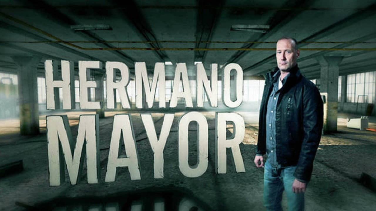 Hermano Mayor backdrop