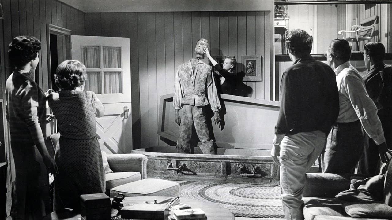 The Thing That Couldn't Die backdrop