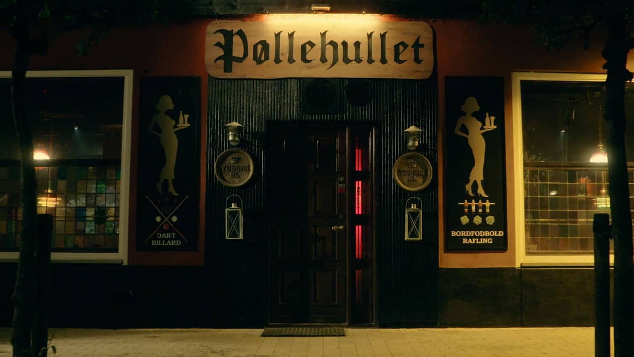 Pøllehullet - det brune værtshus backdrop
