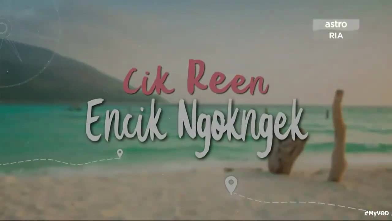 Cik Reen Encik Ngok Ngek backdrop