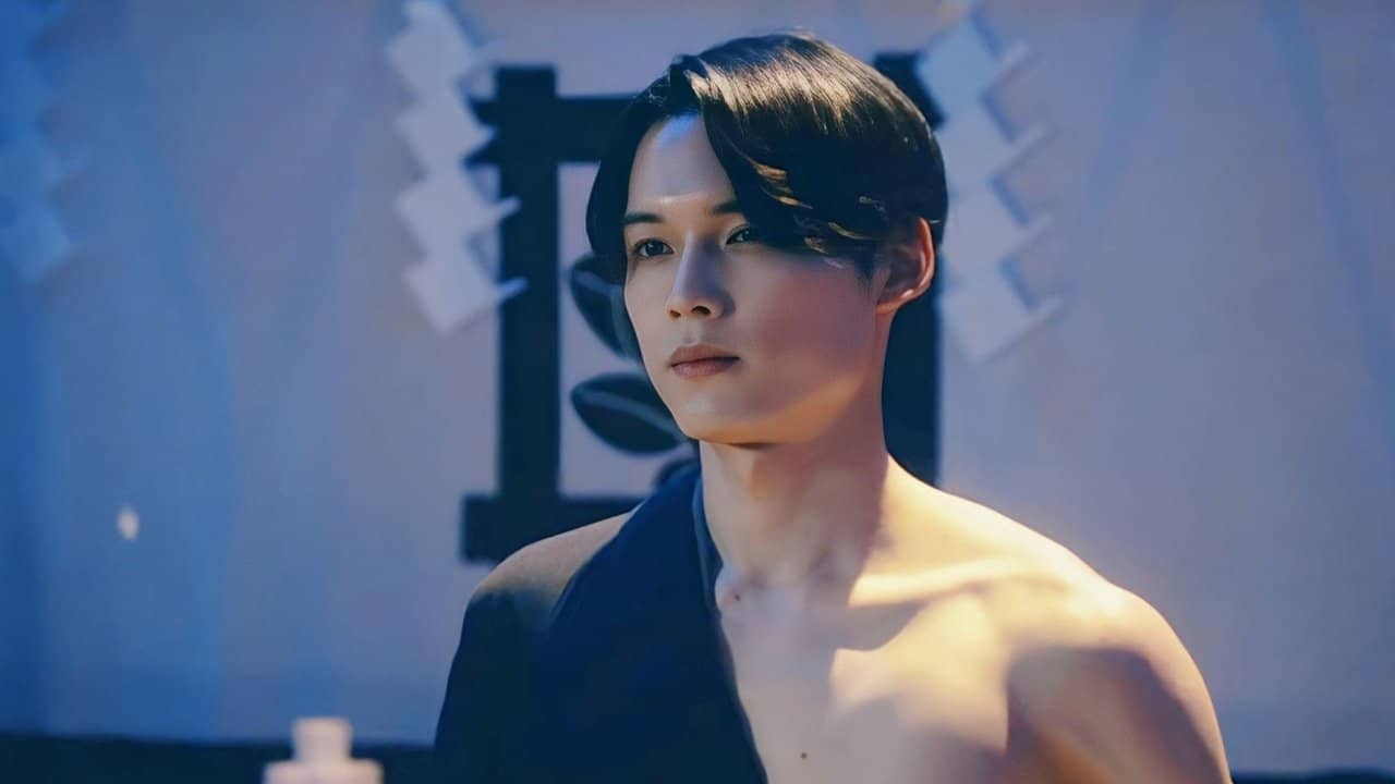 xxxHOLiC backdrop