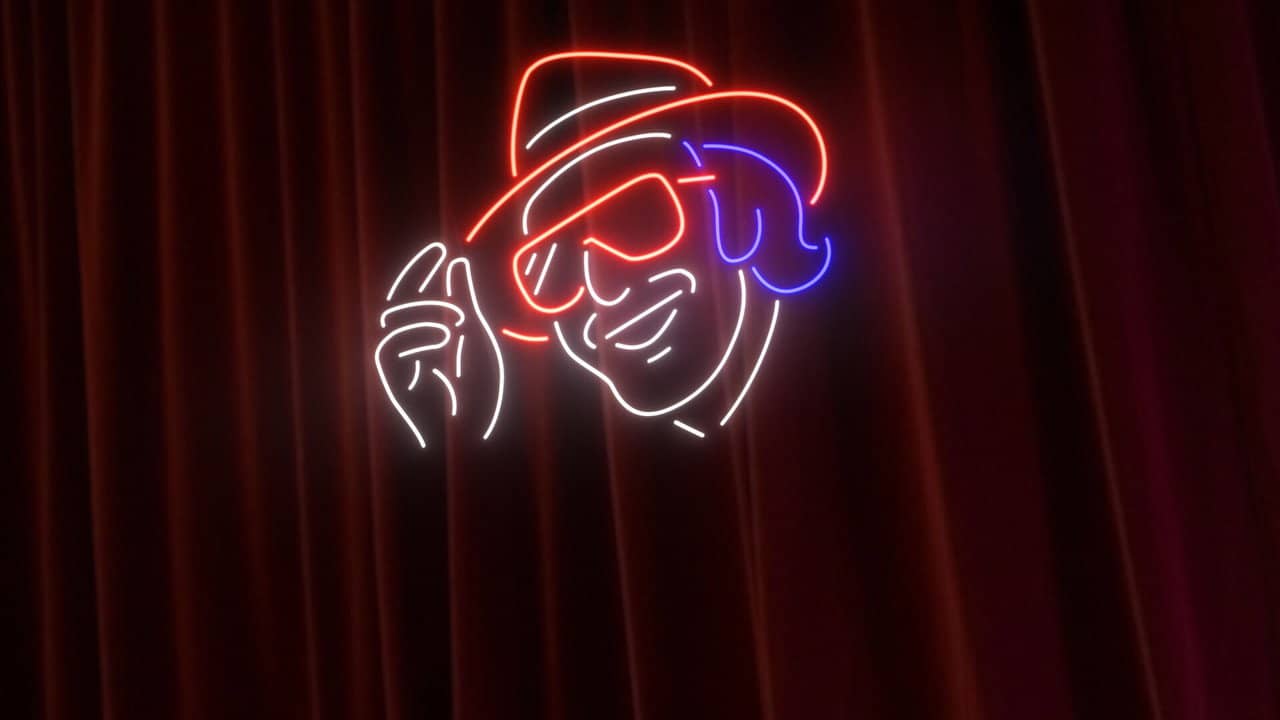 Chérie backdrop