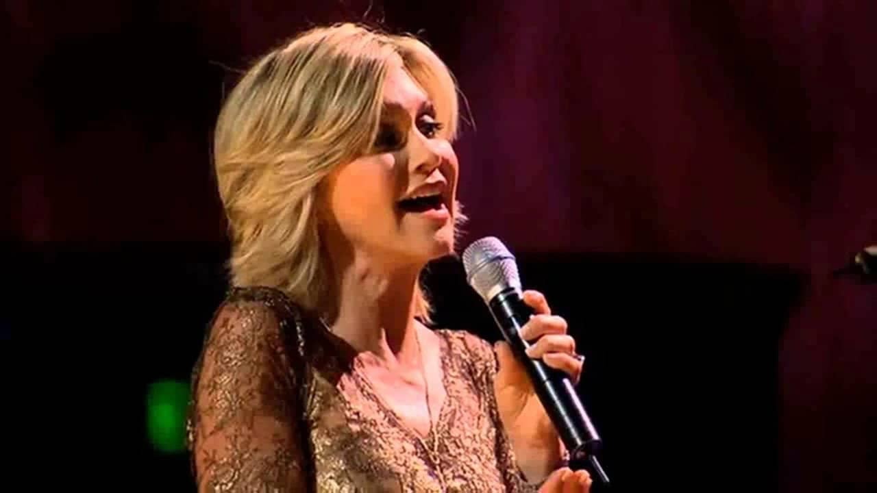 Olivia Newton-John and the Sydney Symphony Orchestra: Live at the Sydney Opera House backdrop