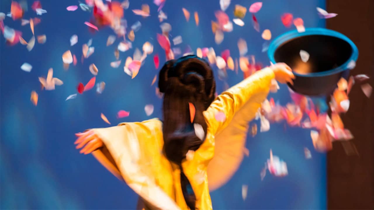 Royal Opera House: Madama Butterfly backdrop