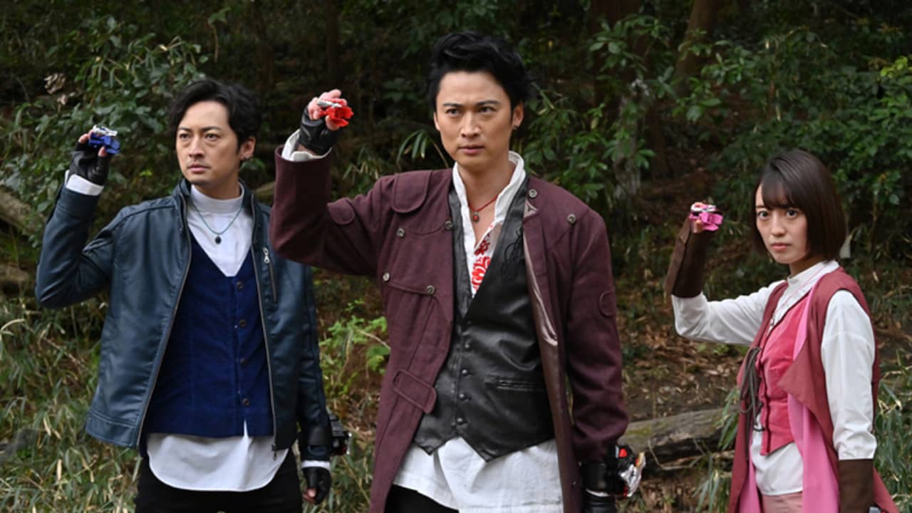 Kishiryu Sentai Ryusoulger: The Legacy of The Master's Soul backdrop