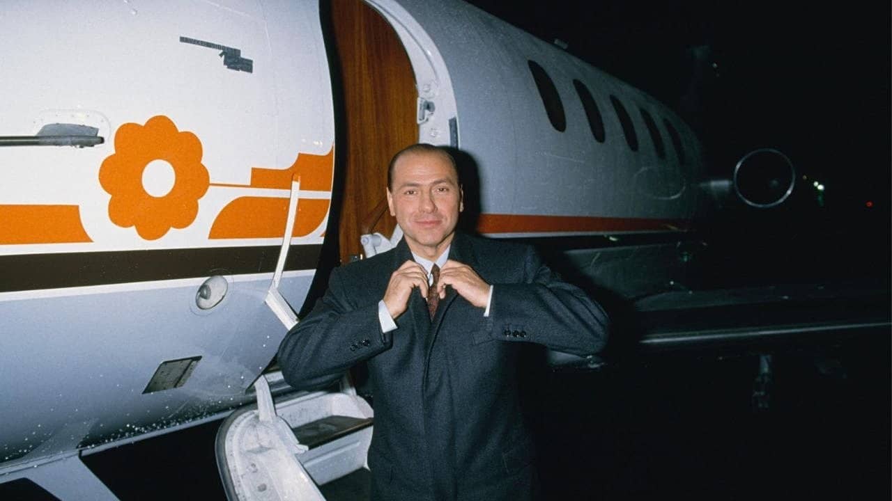Il Giovane Berlusconi backdrop