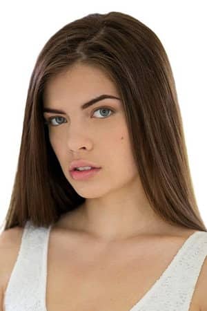 Zoe Wood