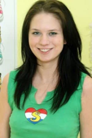 Lara H