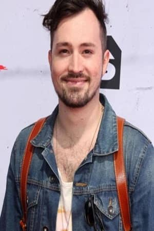 Dustin Belt