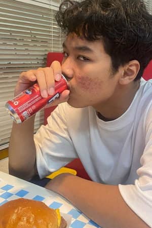 Syair Adharian