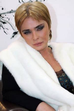 Nino Khomasuridze
