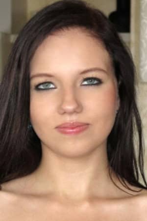 Yasmin Blue
