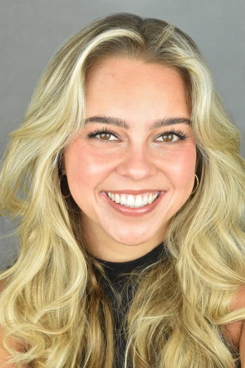Julia Winer