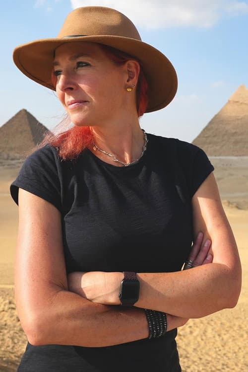 Ancient Egypt by Train with Alice Roberts Series 1 poster