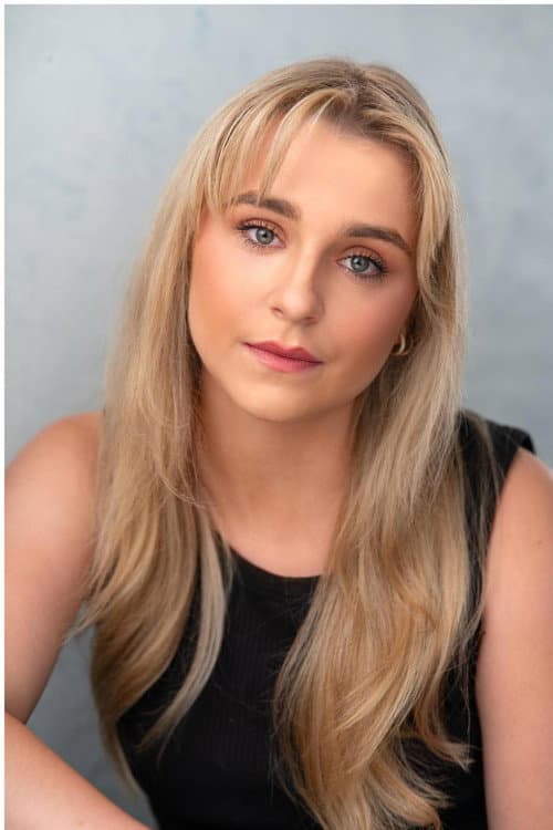 Isabelle Clare