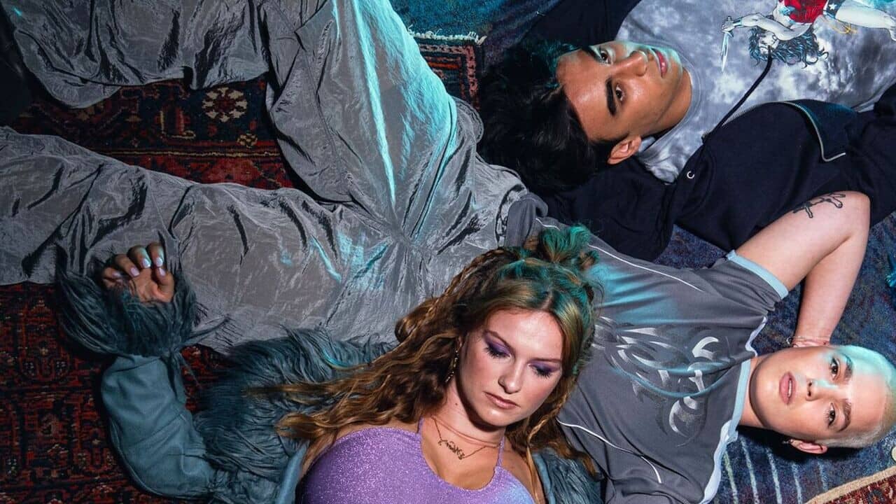 2DEZIT backdrop
