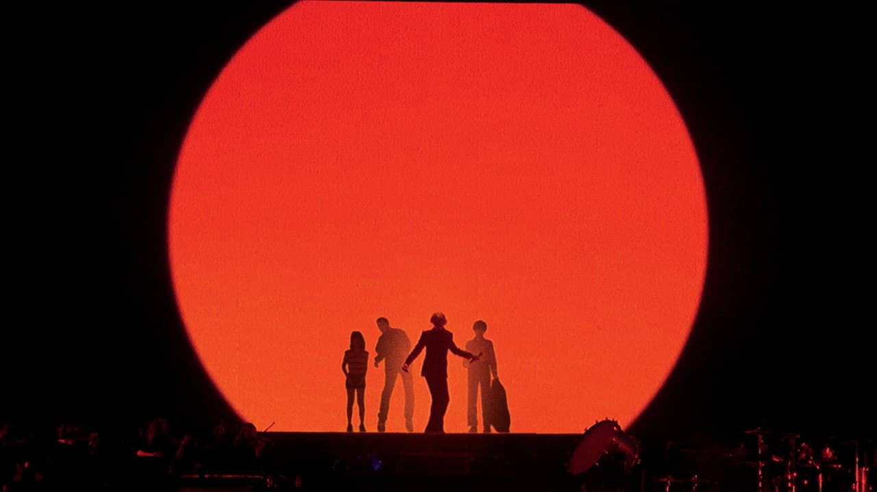 Pulp: What Do You Do for an Encore? backdrop