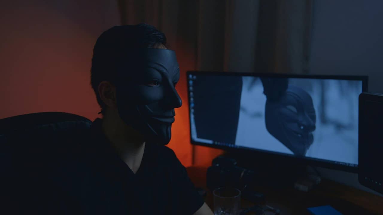 Bitch! Une incursion dans la manosphère backdrop