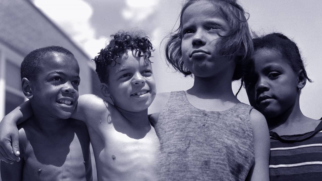 Through a Lens Darkly: Black Photographers and the Emergence of a People backdrop