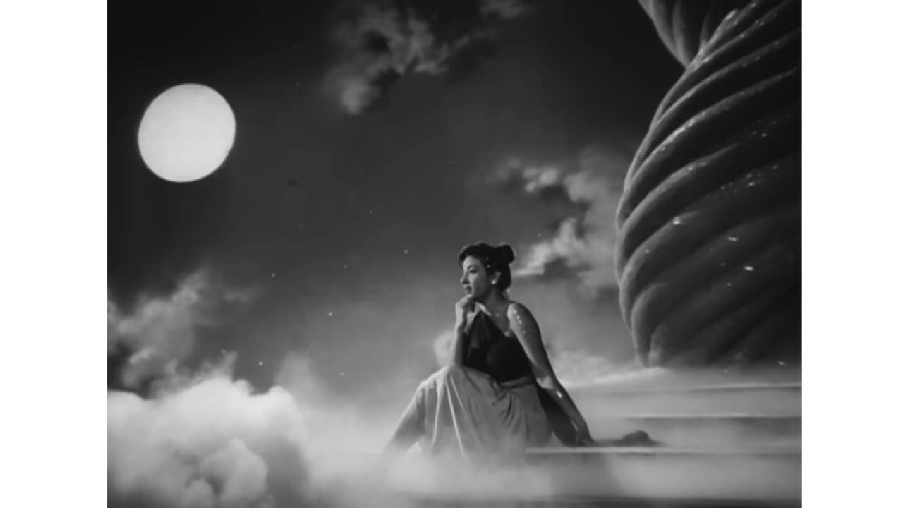 Nargis backdrop