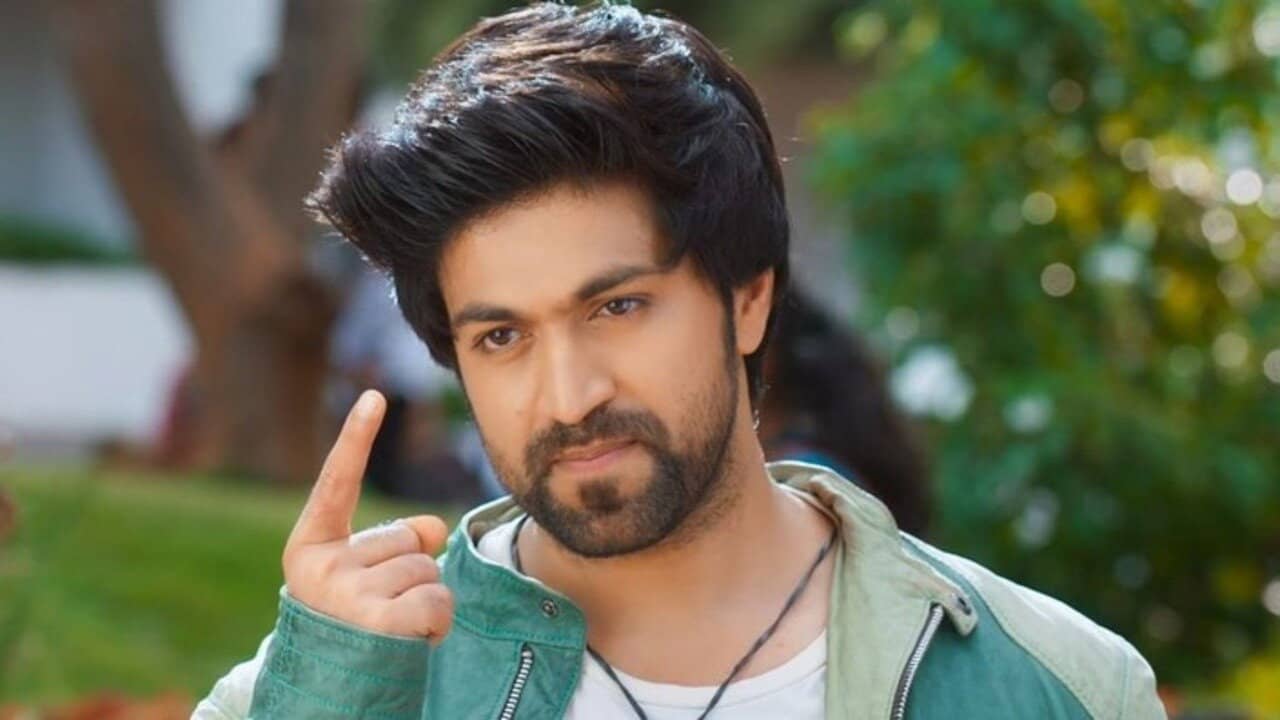Santhu Straight Forward backdrop