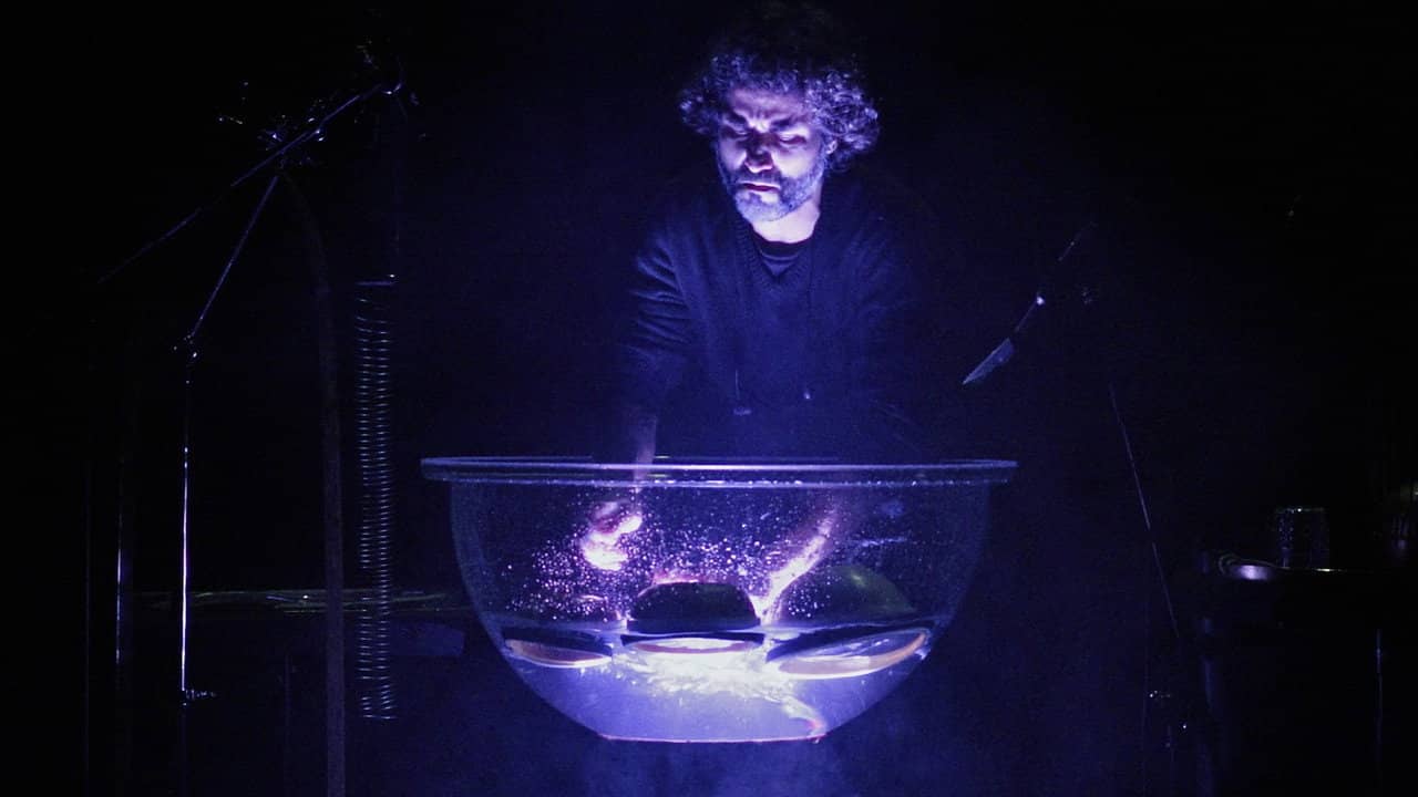 Sur la Stre Nuro - Na Corda Bamba: Diálogos Sobre o Experimentalismo Sonoro em Portugal backdrop