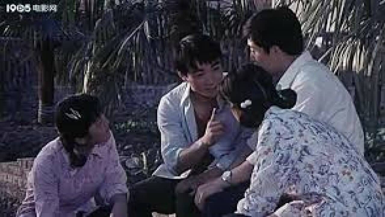 愁眉笑脸 backdrop