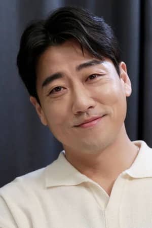 Yoon Kwan-woo