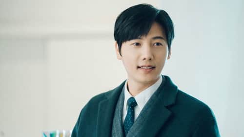 Jung Rok and Yun Seo Investigate the Case