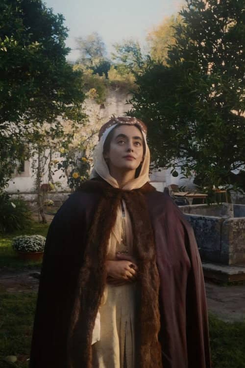 Beatriz, The Wife